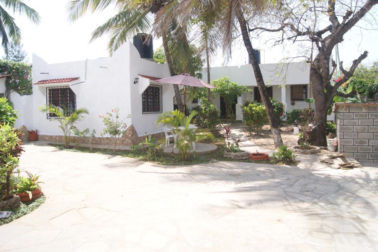 Luciano & Grace Apartments Watamu Exterior foto